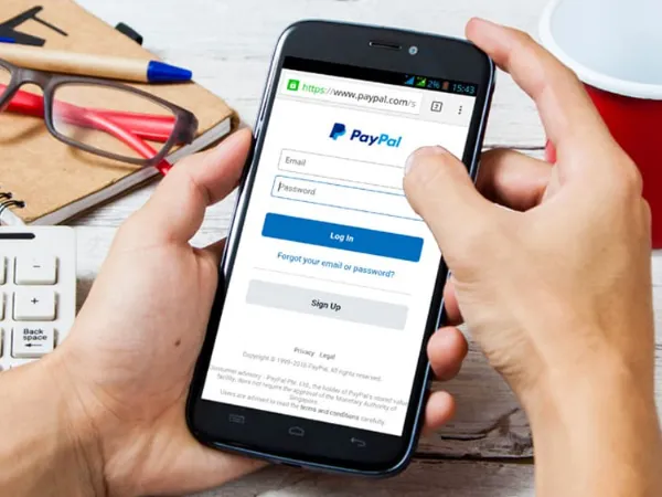 La atención al cliente de PayPal (y cómo lidiar con ella)